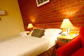 Best Western Burke & Wills Motor Inn