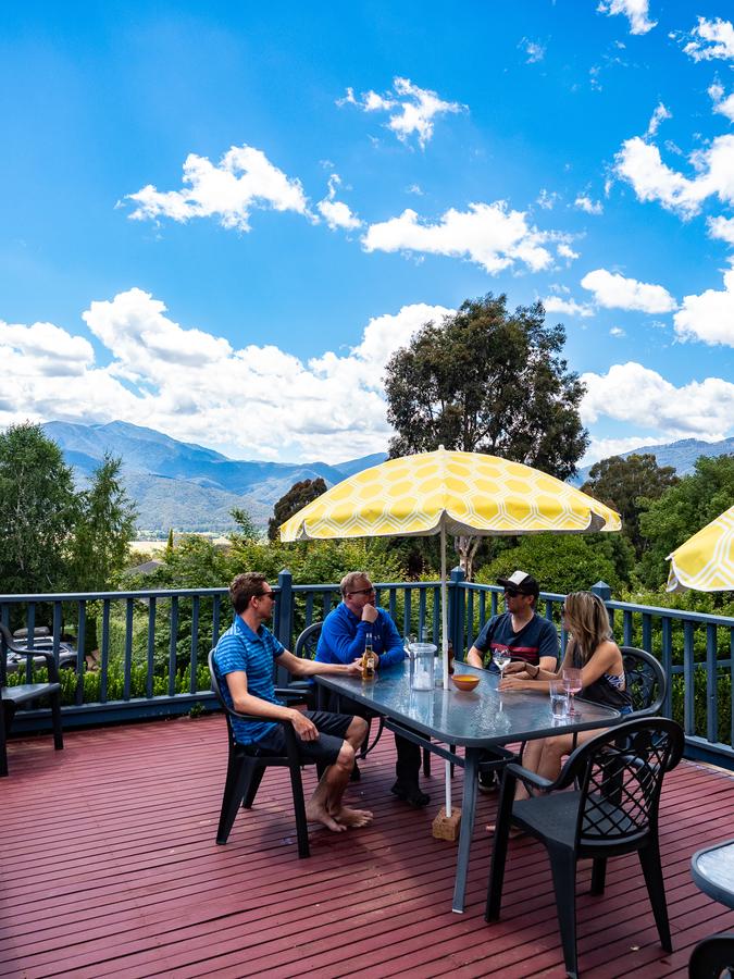 Valley View Lodge | Tawonga South Accommodation VIC